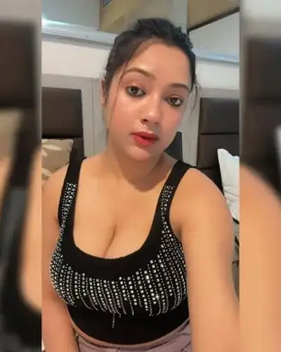 Call Girls Service Madhogarh